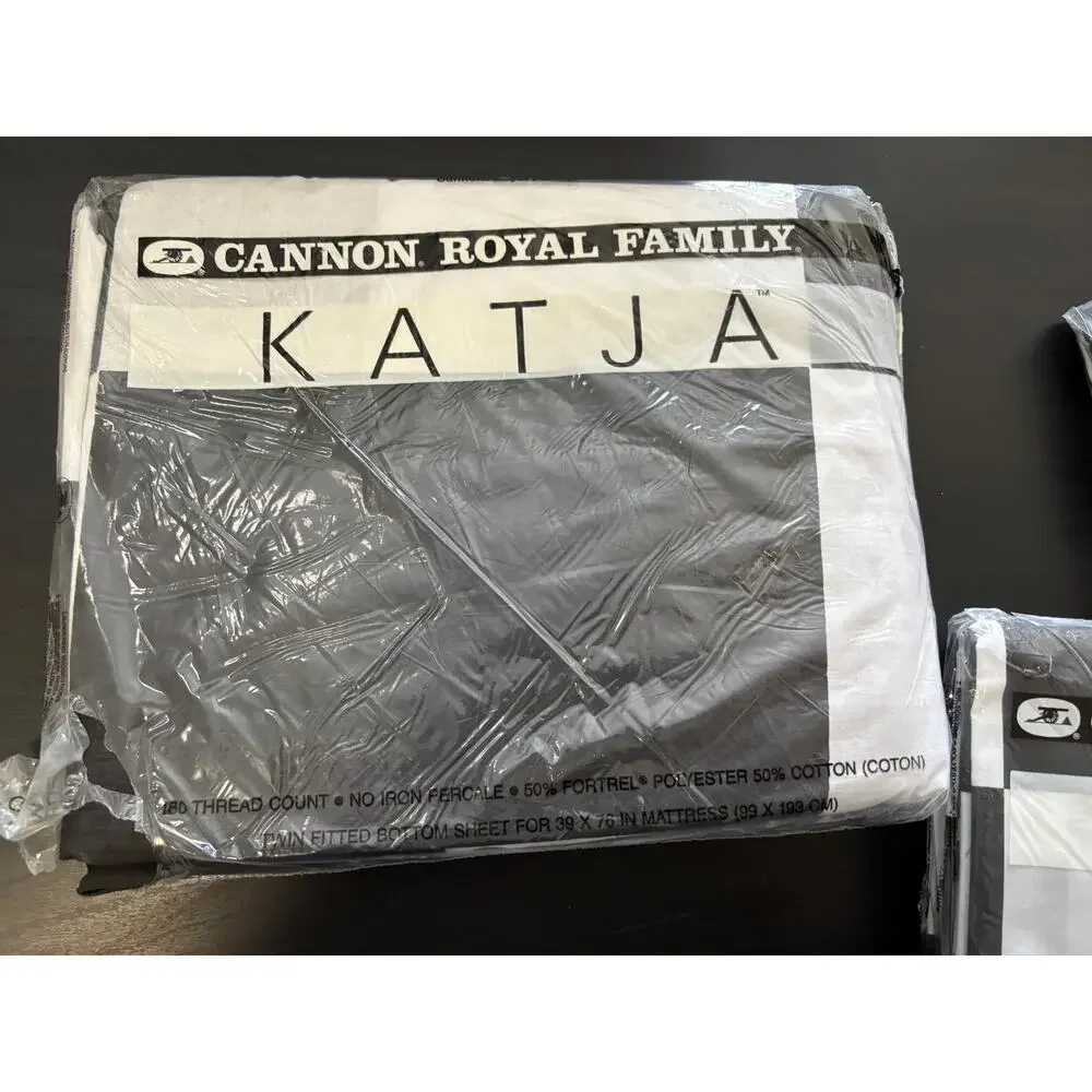 Canon Royal Family new packaging